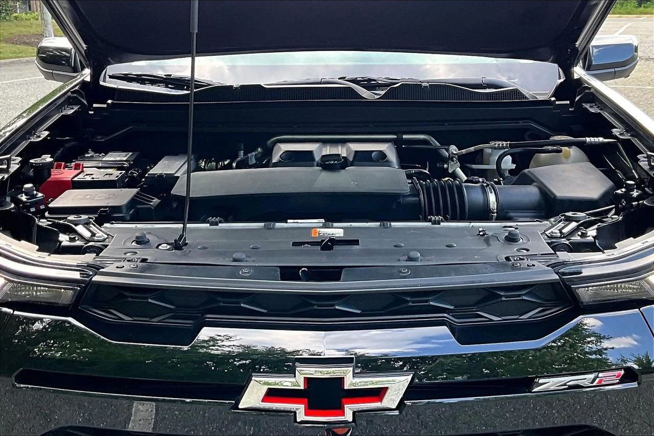 Certified Used 2024 Black Chevrolet ZR2 image 37