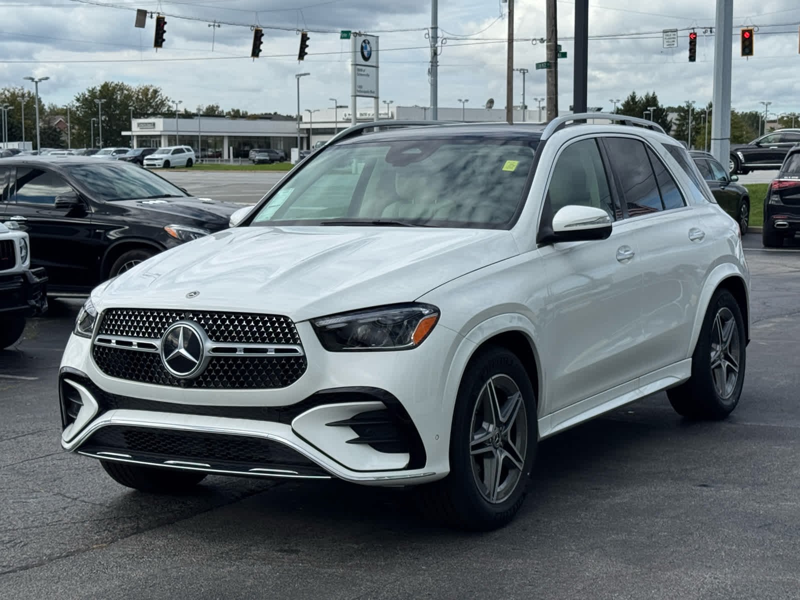 New 2026 Polar White Mercedes-Benz GLE 450 image 4