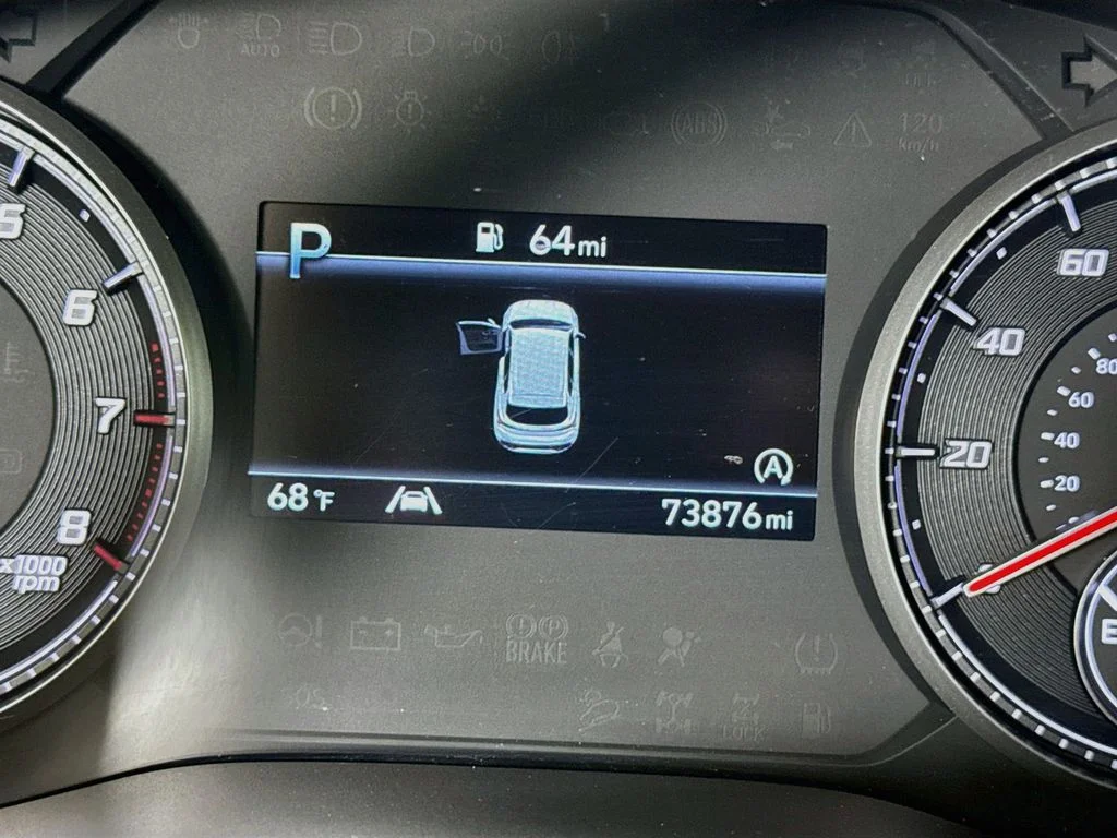 Used 2022 Quartz White Hyundai SEL image 18