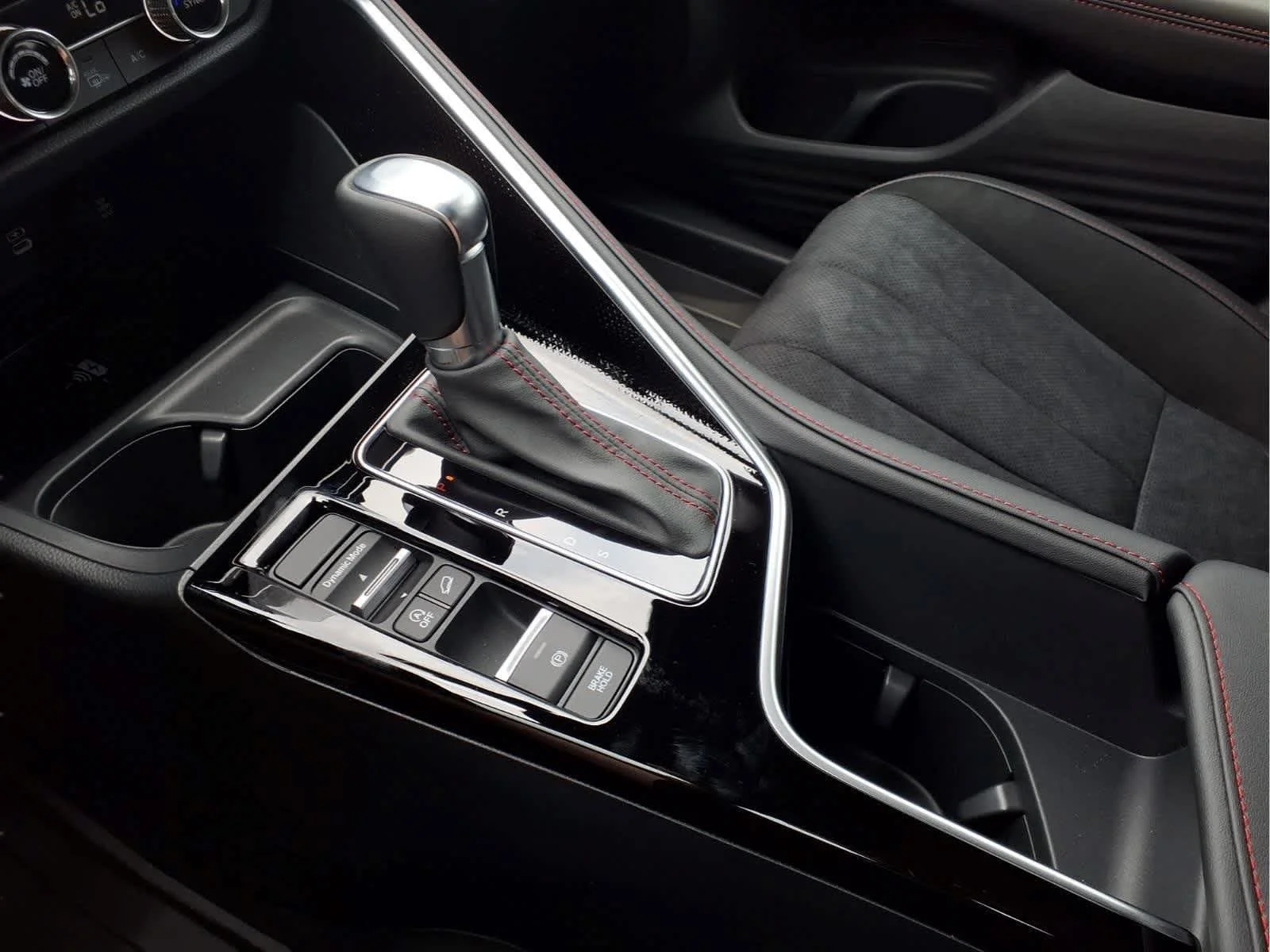 New 2026 Solar Silver Metallic Acura w/A-Spec Package image 22