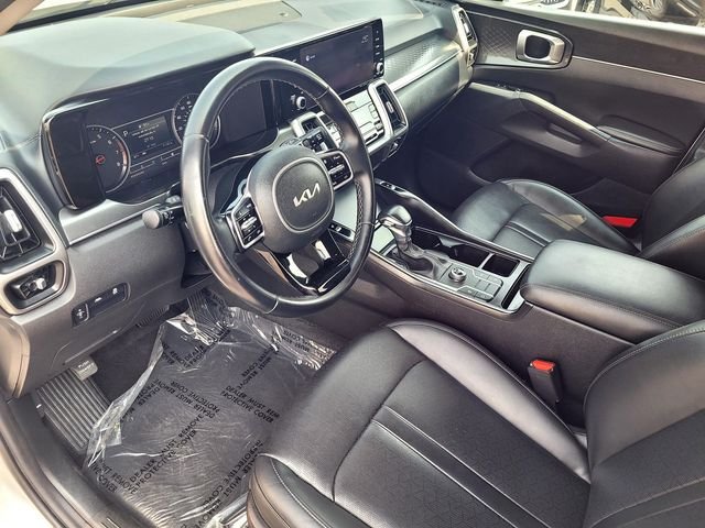 Used 2022 Silver Kia S image 10