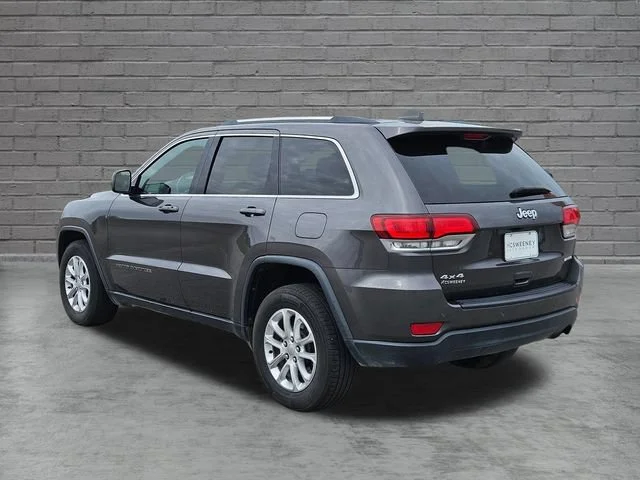 Used 2021 Black Jeep Laredo E image 3