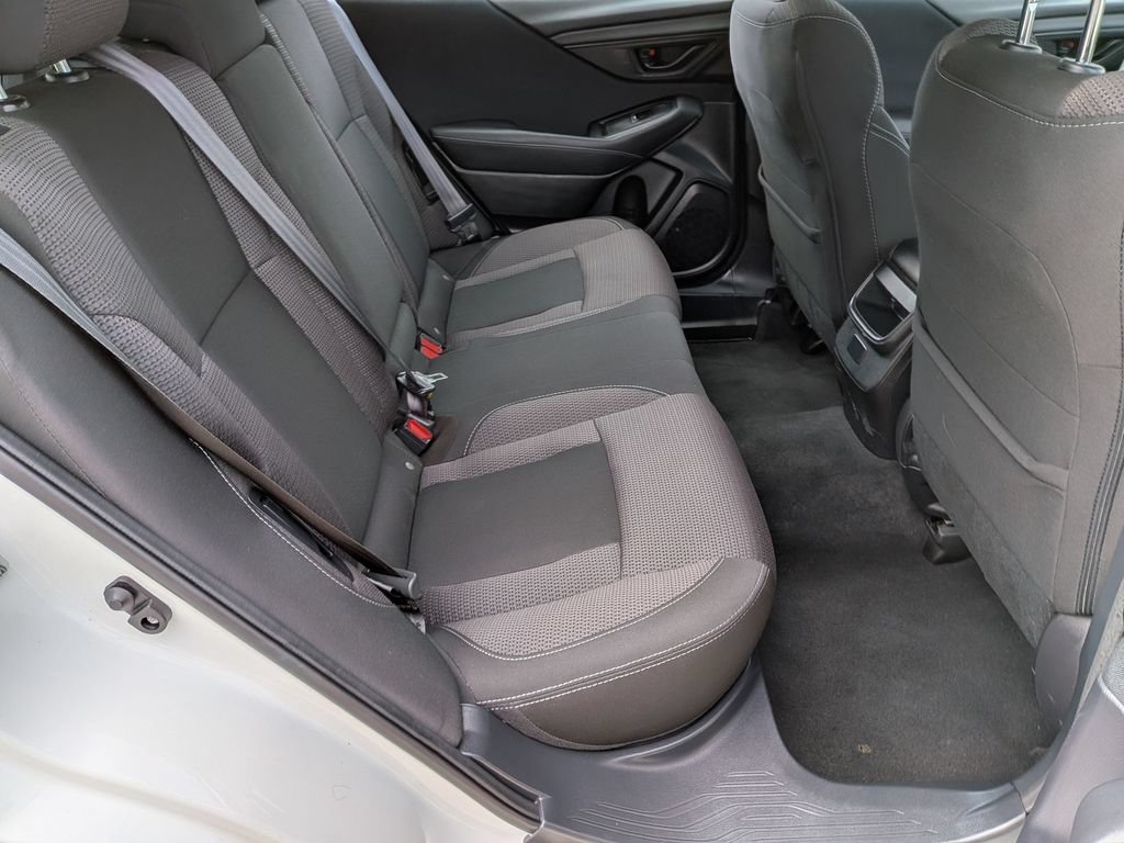 Used 2023 White Subaru 2.5i image 17