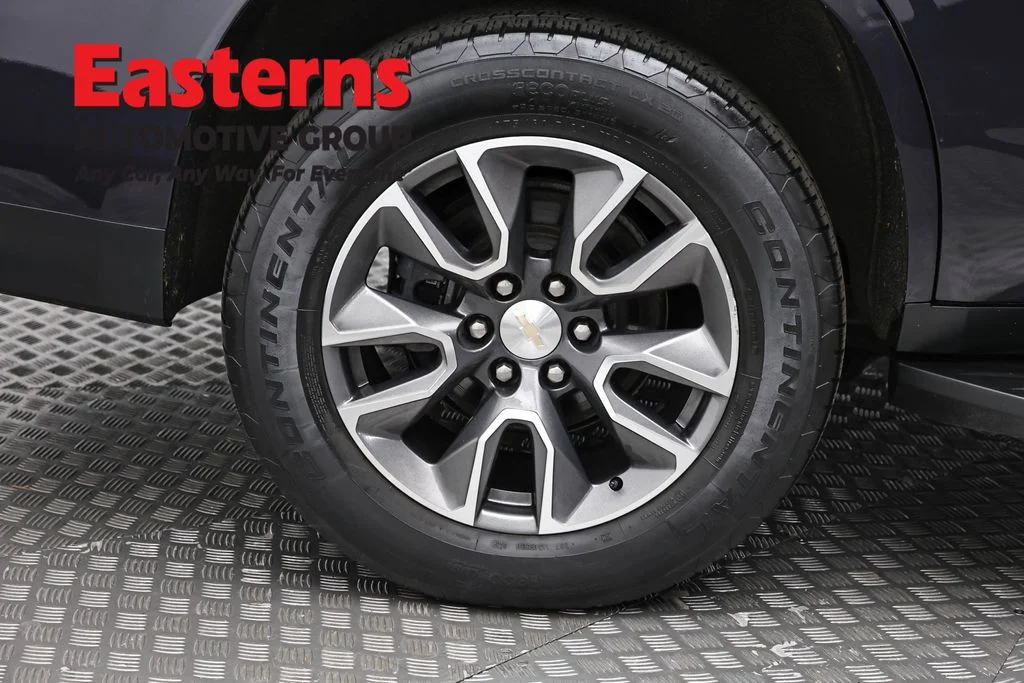 Used 2022 Gray Chevrolet LT image 34