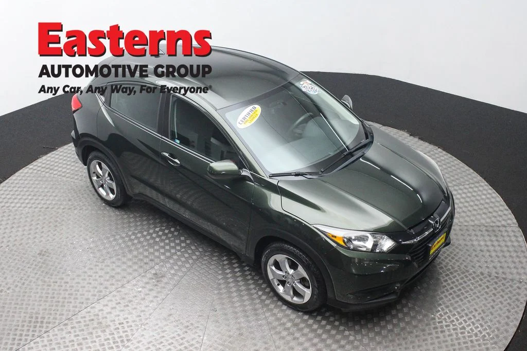 Used 2018 Gray Honda LX image 3