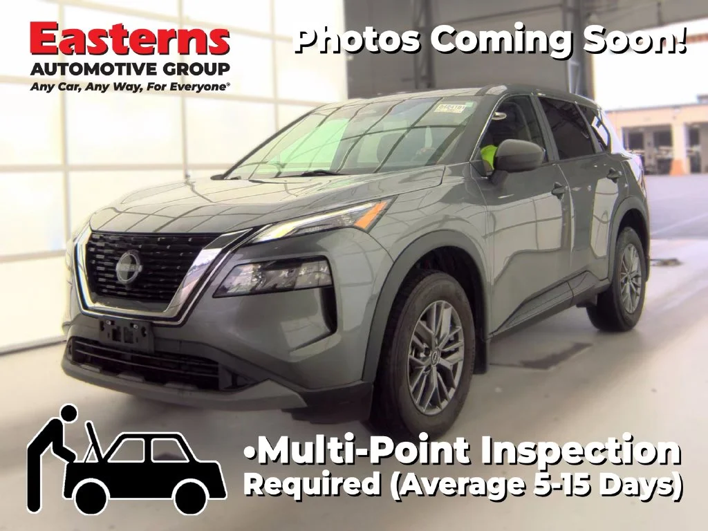 Used 2023 Gray Nissan S image 1