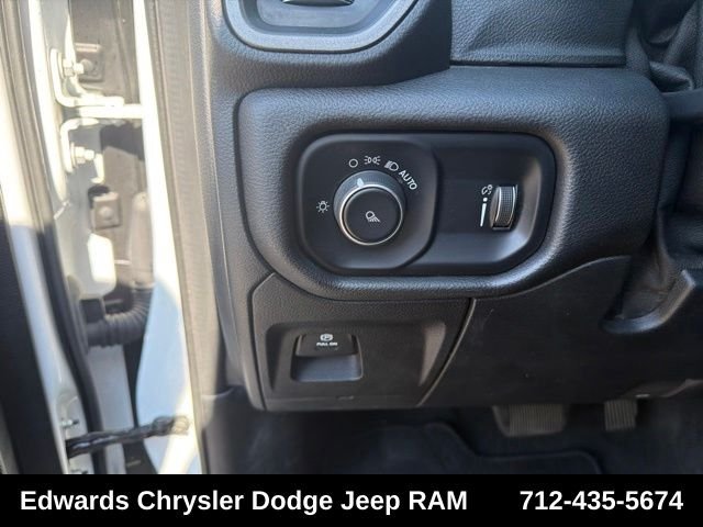 Used 2020 White Ram Tradesman image 16