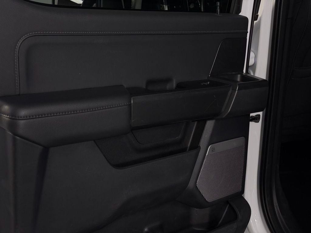 Used 2023 Oxford White Ford XLT image 24