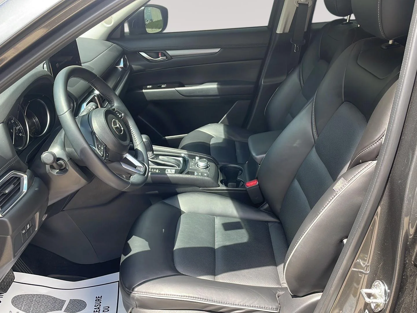 Used 2024 GRAY MAZDA SELECT image 9