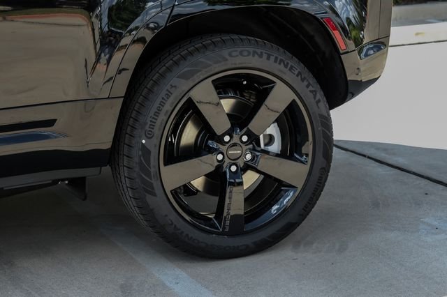 New 2026 Santorini Black Land Rover X-Dynamic SE image 70