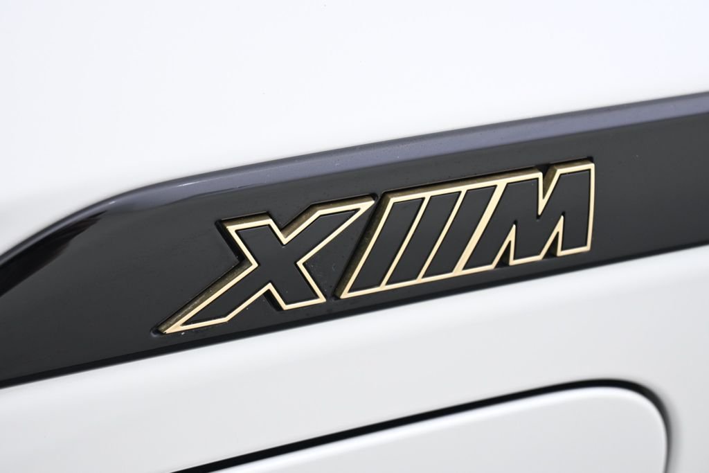 2023 BMW XM Base - Photo 21