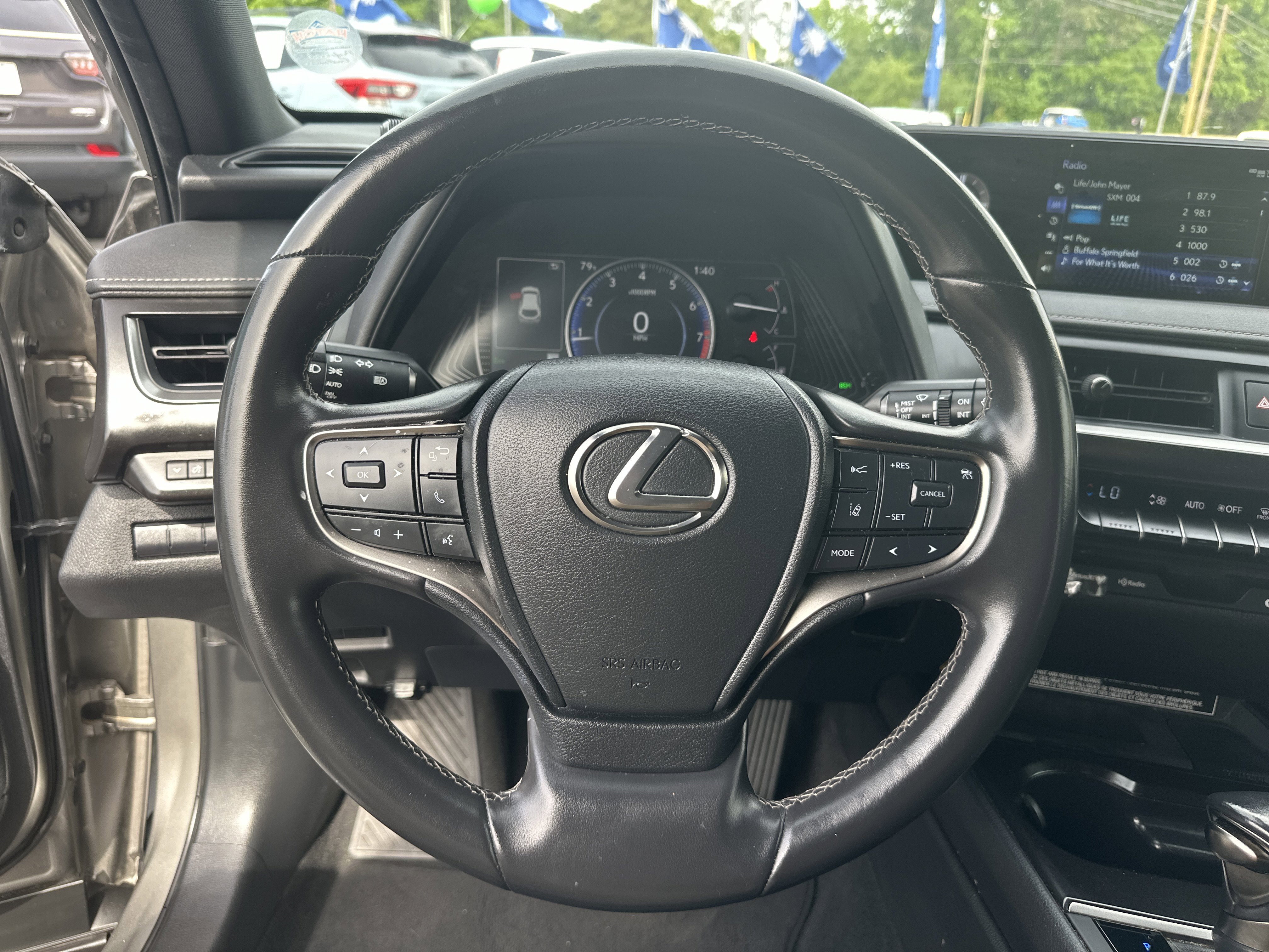 Used 2022 ATOMIC SILVER Lexus UX 200 image 27