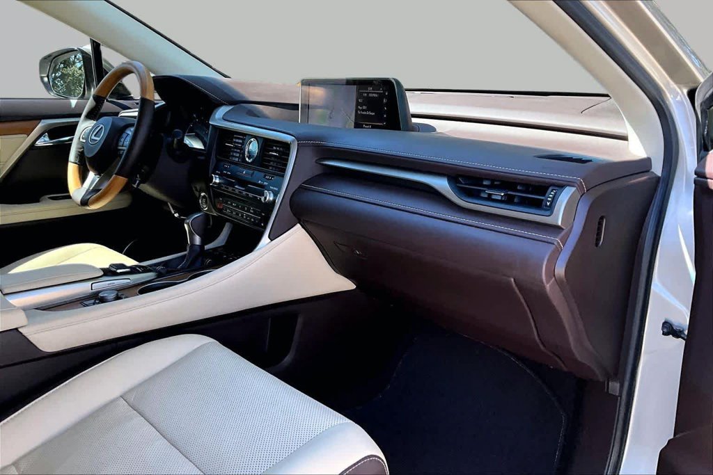 Used 2018 Beige Lexus 350 image 19
