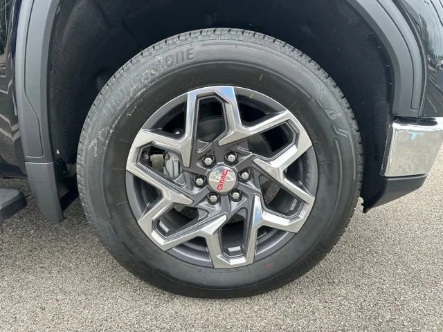 2026 GMC Sierra 1500 SLT - Photo 6