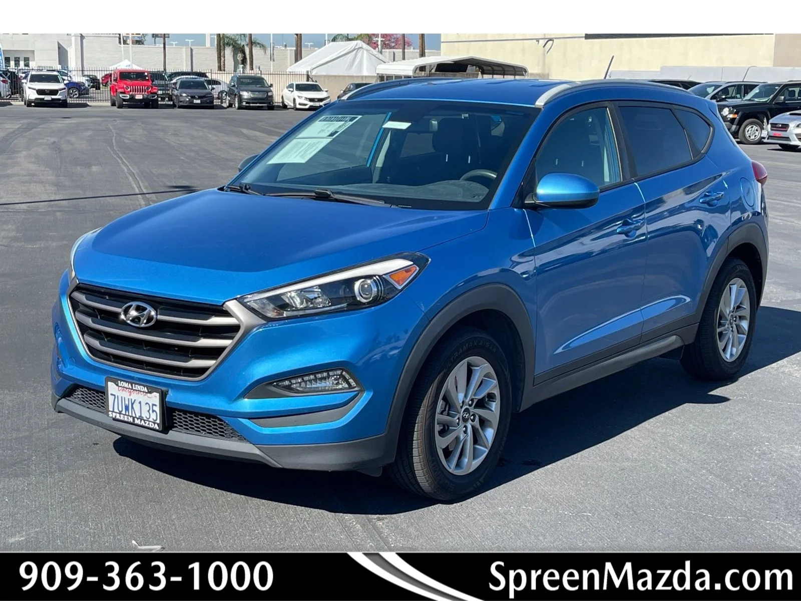 Used 2016 Caribbean Blue Hyundai SE image 1
