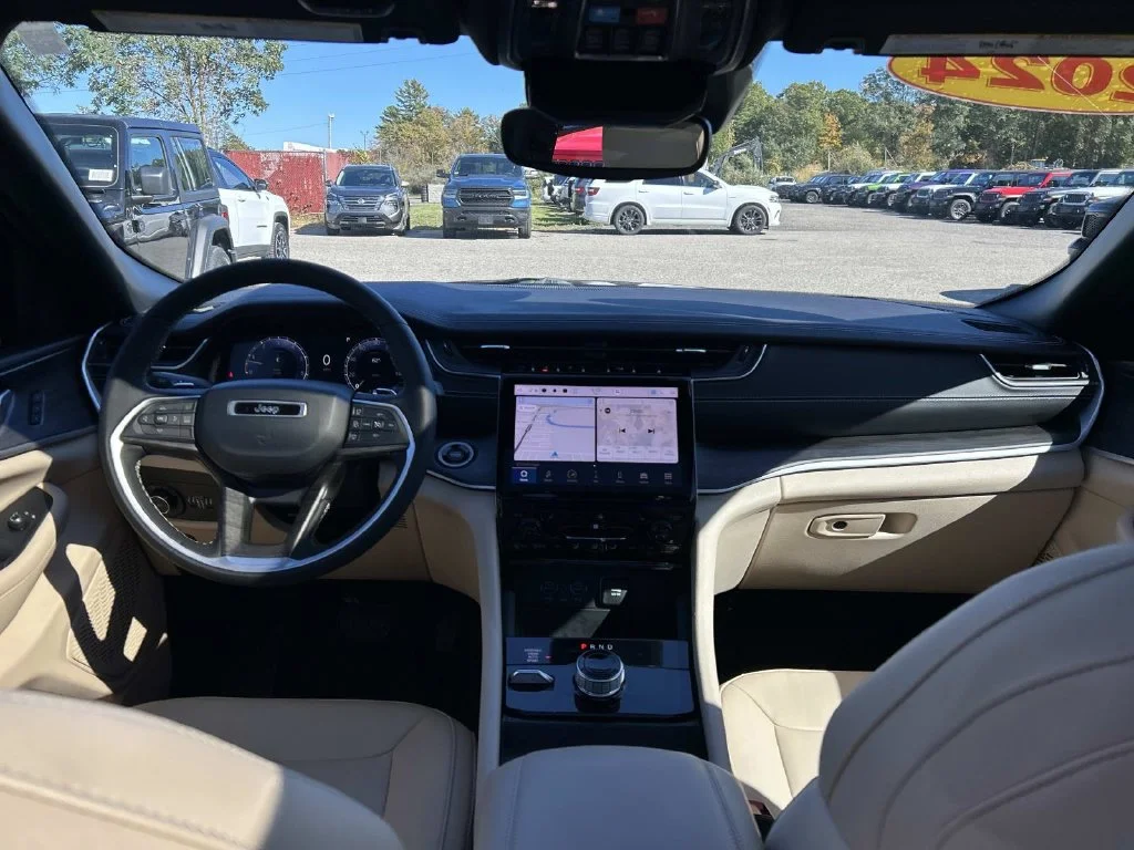 Certified Used 2024 Black Jeep Limited image 21