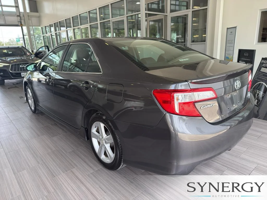 Used 2014 Magnetic Gray Metallic Toyota SE image 7