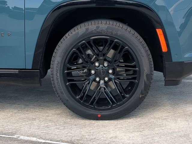 New 2026 Steel Blue Exterior Paint Jeep Limited Reserve image 11