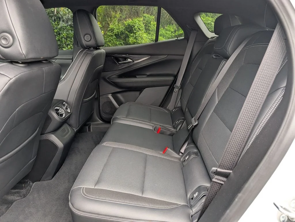 Used 2024 White Chevrolet LT image 24