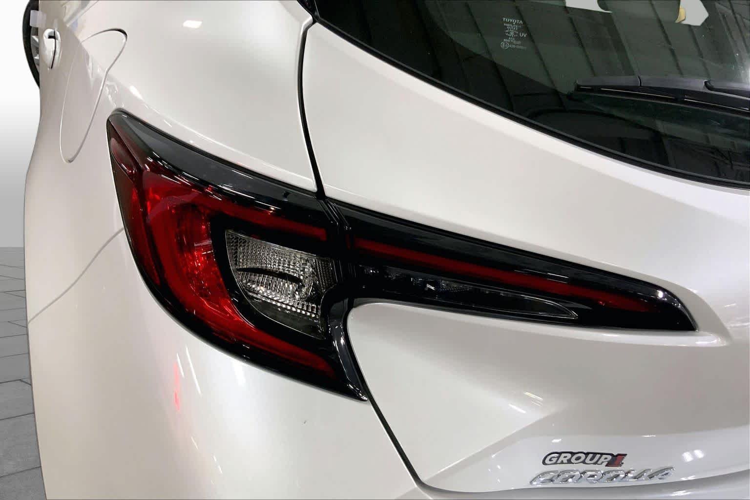 New 2026 Wind Chill Pearl Toyota SE image 14