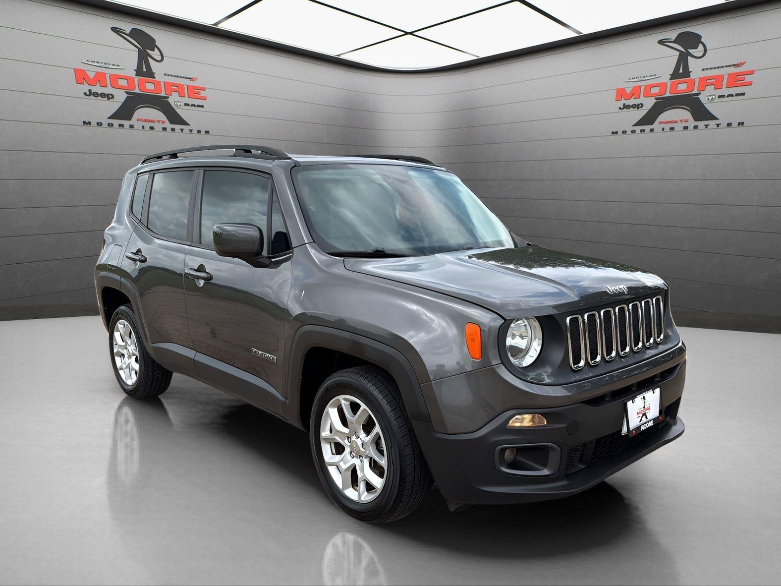 2017 Jeep Renegade Latitude 4x4's photo