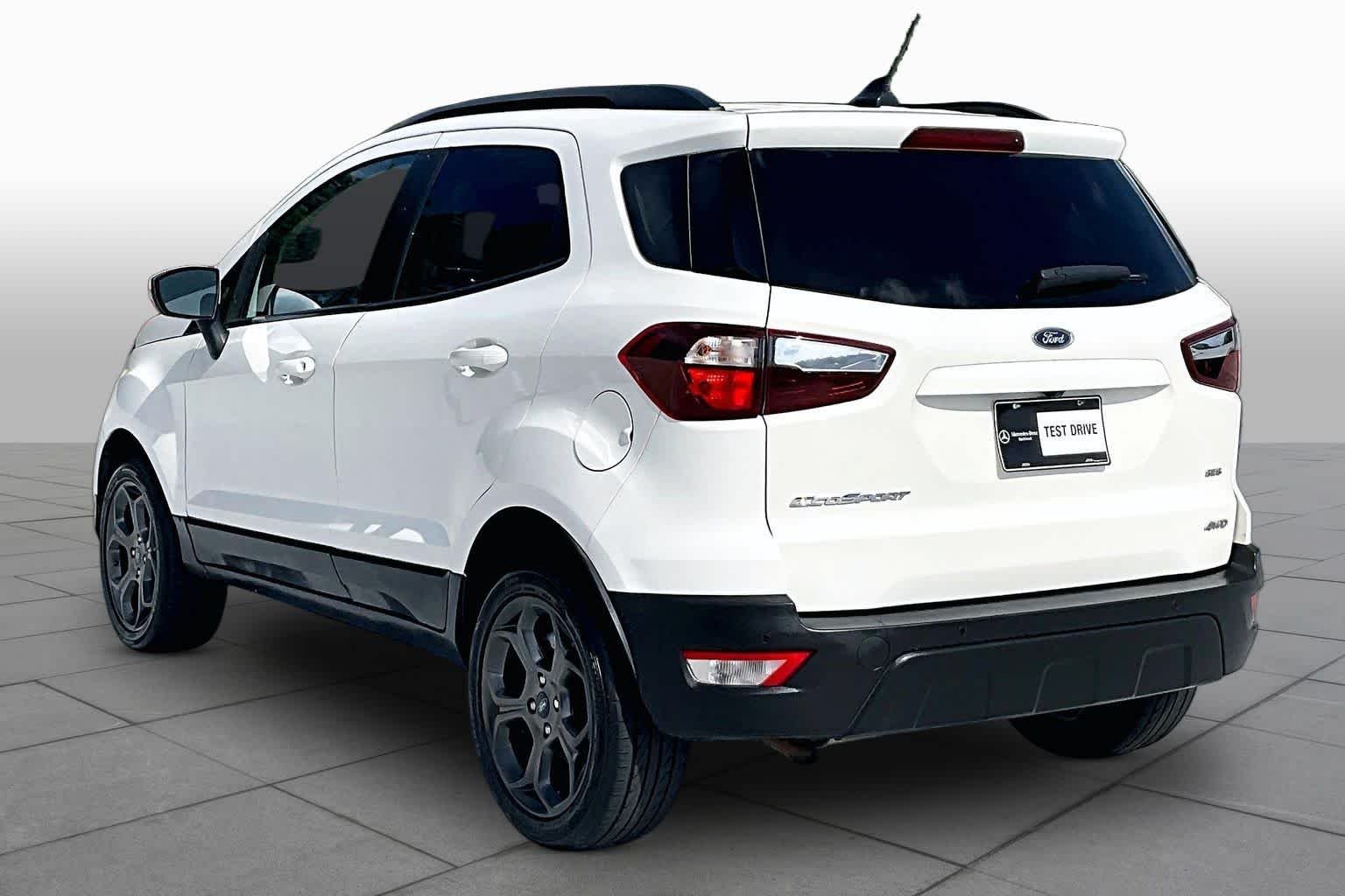 Used 2018 Diamond White Ford SES image 12
