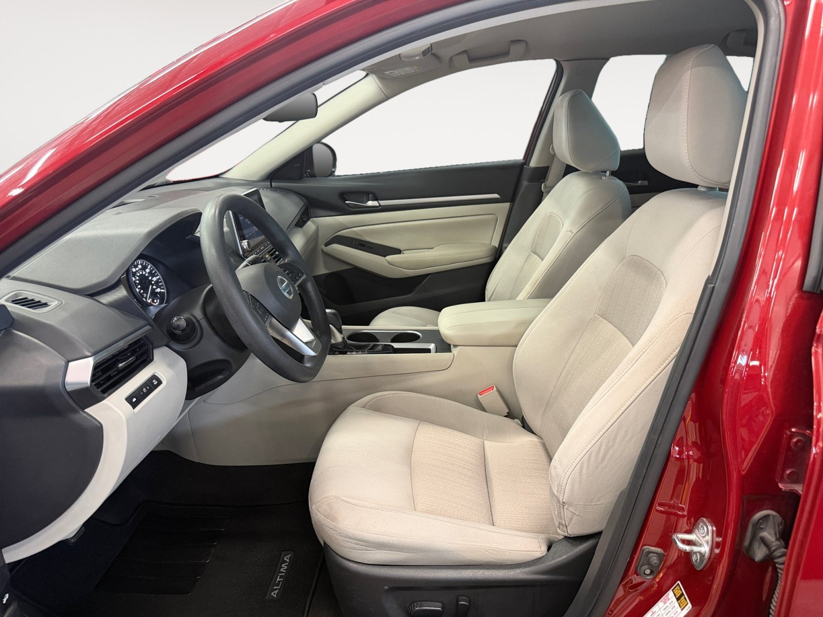 Used 2022 Scarlet Ember Tintcoat Nissan 2.5 SV image 22