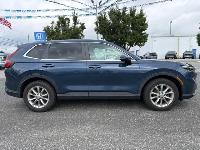 Used 2025  Honda EX image 4