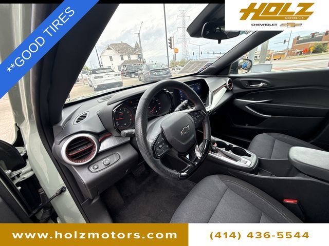 Certified Used 2024 Cacti Green Chevrolet 1RS image 10