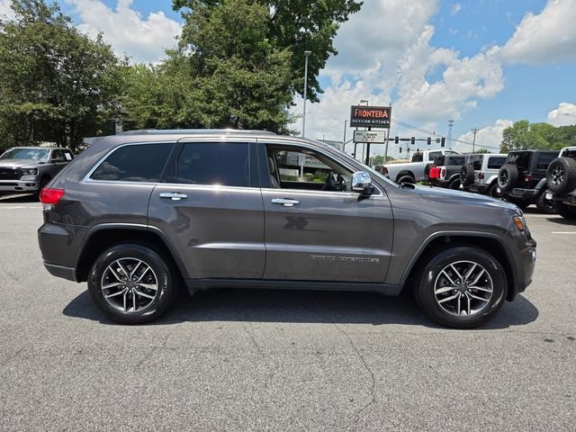 Used 2019 Gray Jeep Limited image 10