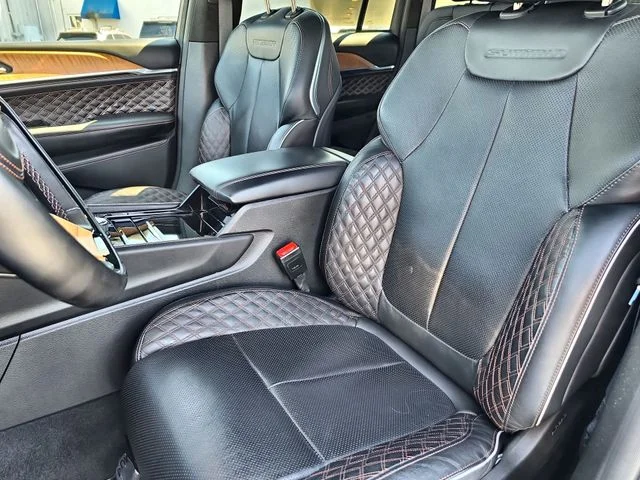 Used 2023 Blue Jeep Summit Reserve 4xe image 19