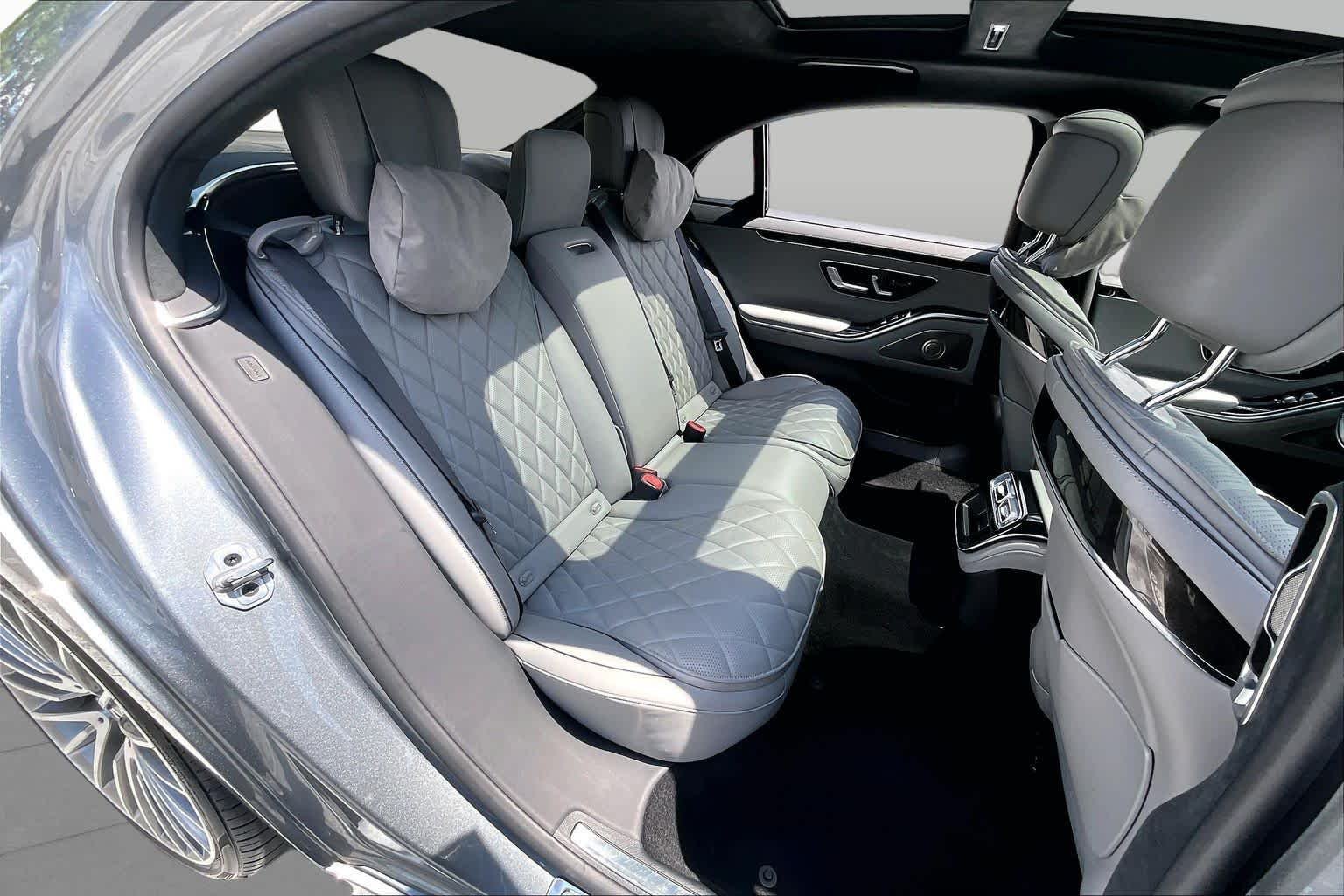Used 2023 Selenite Grey Mercedes-Benz S 580 image 20