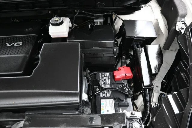 Used 2023 White Nissan SV image 30