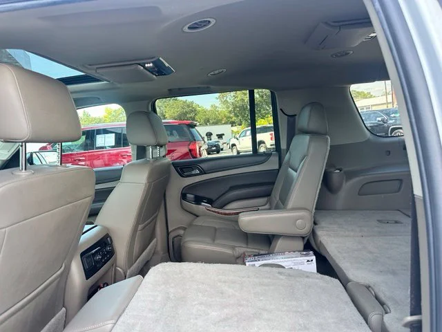 Used 2018 SUMMIT WHITE Chevrolet Premier image 10