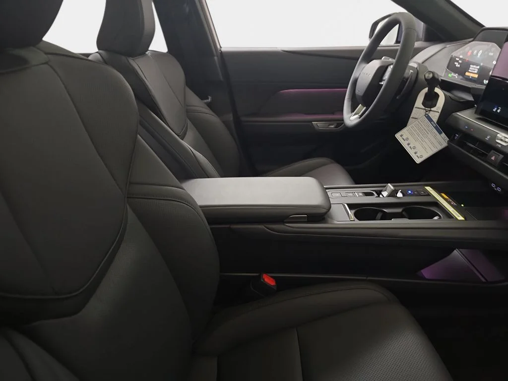 New 2026 Wavelength Lexus PREMIUM AWD image 9