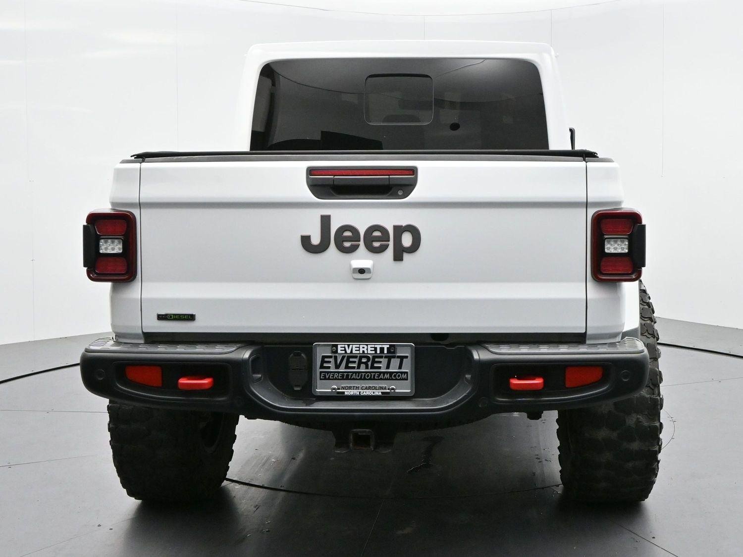 Used 2021 Bright White Clearcoat Jeep Rubicon image 6
