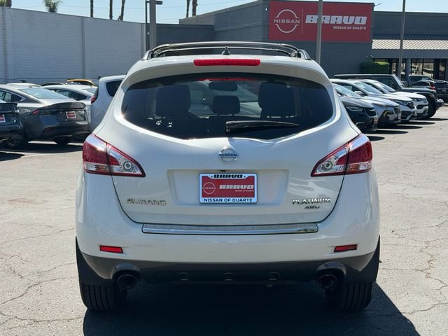 Used 2012 White Nissan LE image 6