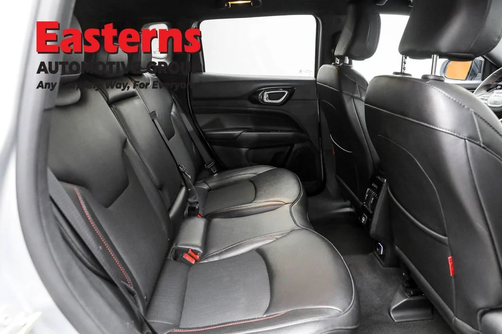Used 2024 Silver Jeep Trailhawk image 22