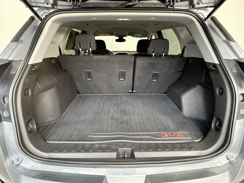 Used 2020 Satin Steel Metallic GMC SLE image 24