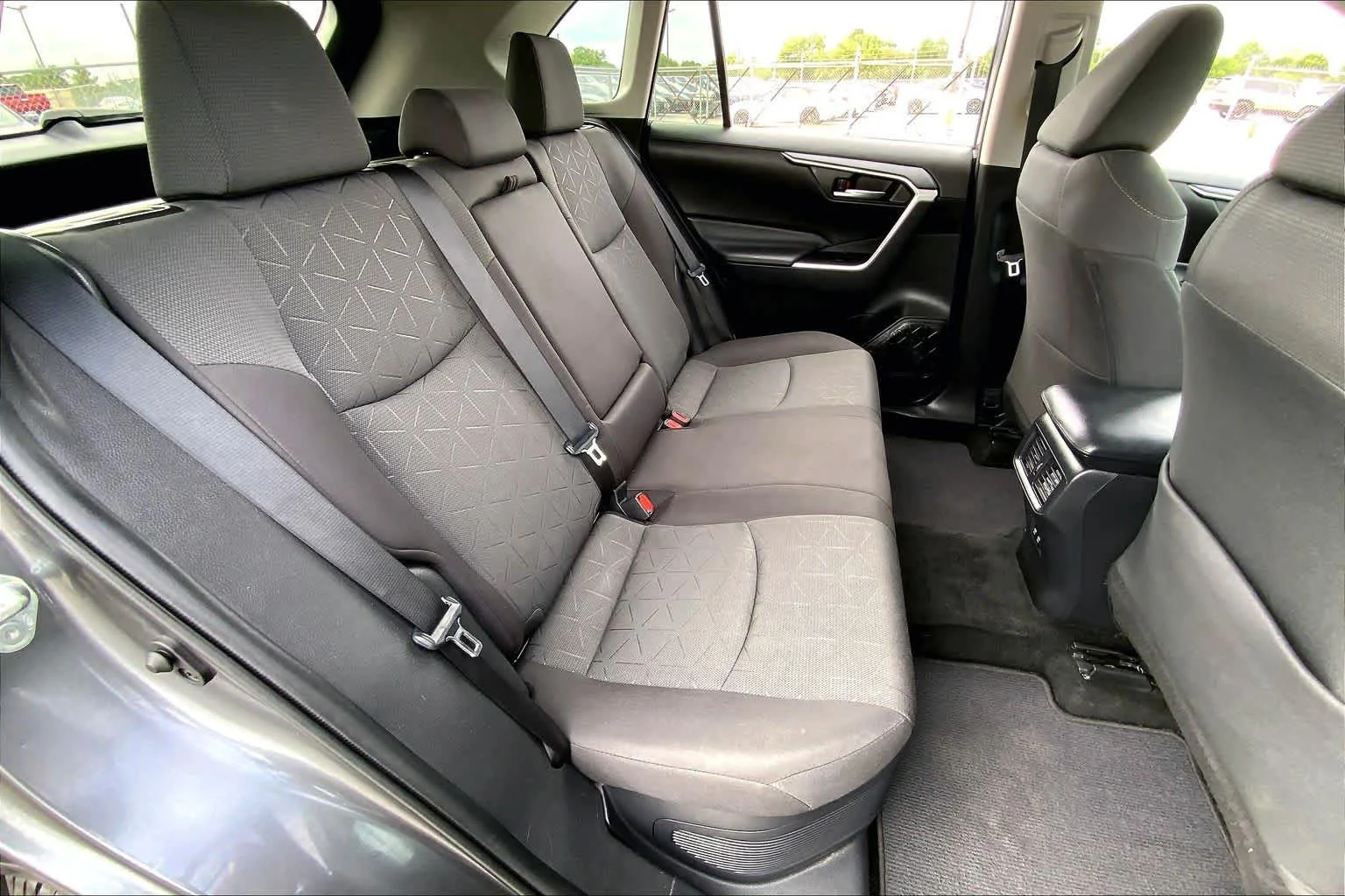 Used 2021 Magnetic Gray Metallic Toyota Hybrid XLE image 19