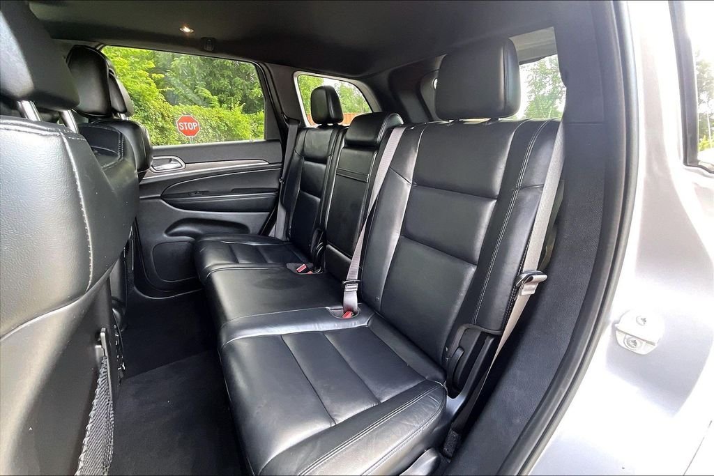 Used 2021 Silver Jeep Limited image 26