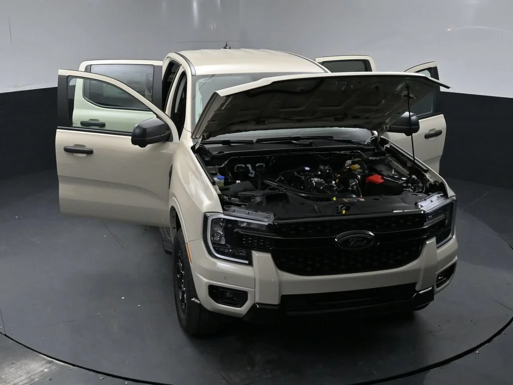 New 2026 Beige Ford XLT image 38