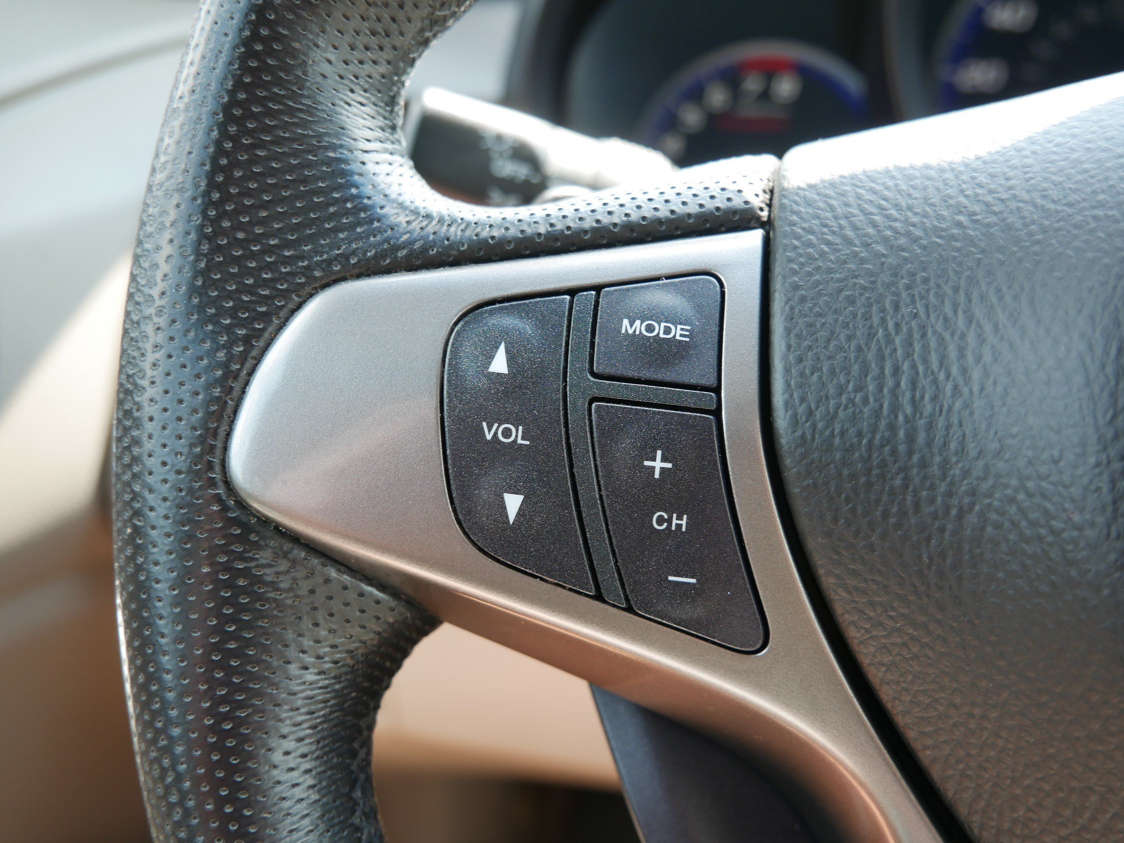 Used 2010 Basque Red Pearl Acura Tech Pkg image 27