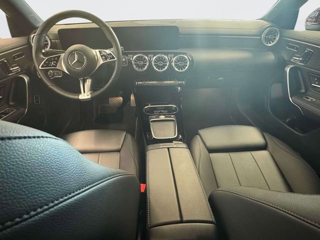 2025 Mercedes-Benz CLA CLA 250 - Photo 11