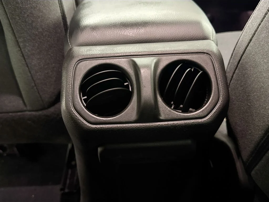 Used 2025 White Jeep Sport S image 24