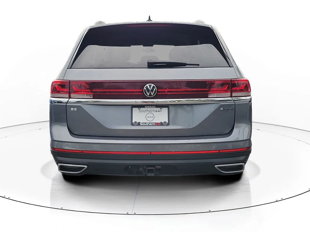 Used 2025 Gray Volkswagen 2.0T SE w/Technology image 6
