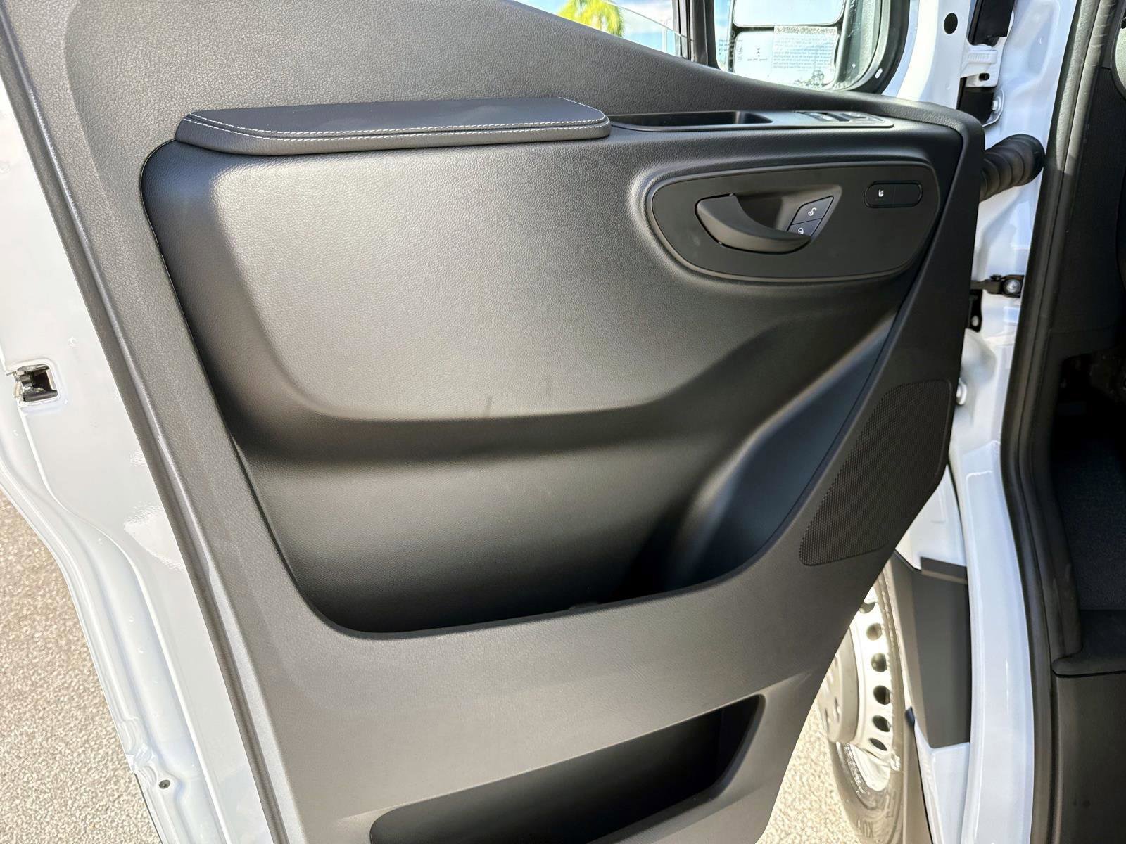 New 2026 Arctic White Sprinter Cargo 170 WB image 12
