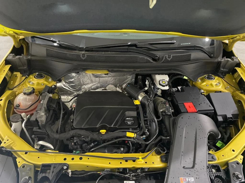 Used 2025 Nitro Yellow Metallic Chevrolet ACTIV image 30