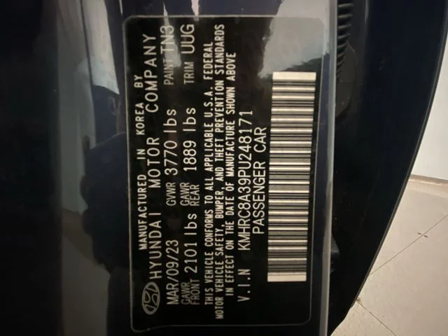 Used 2023 White Hyundai Limited image 27