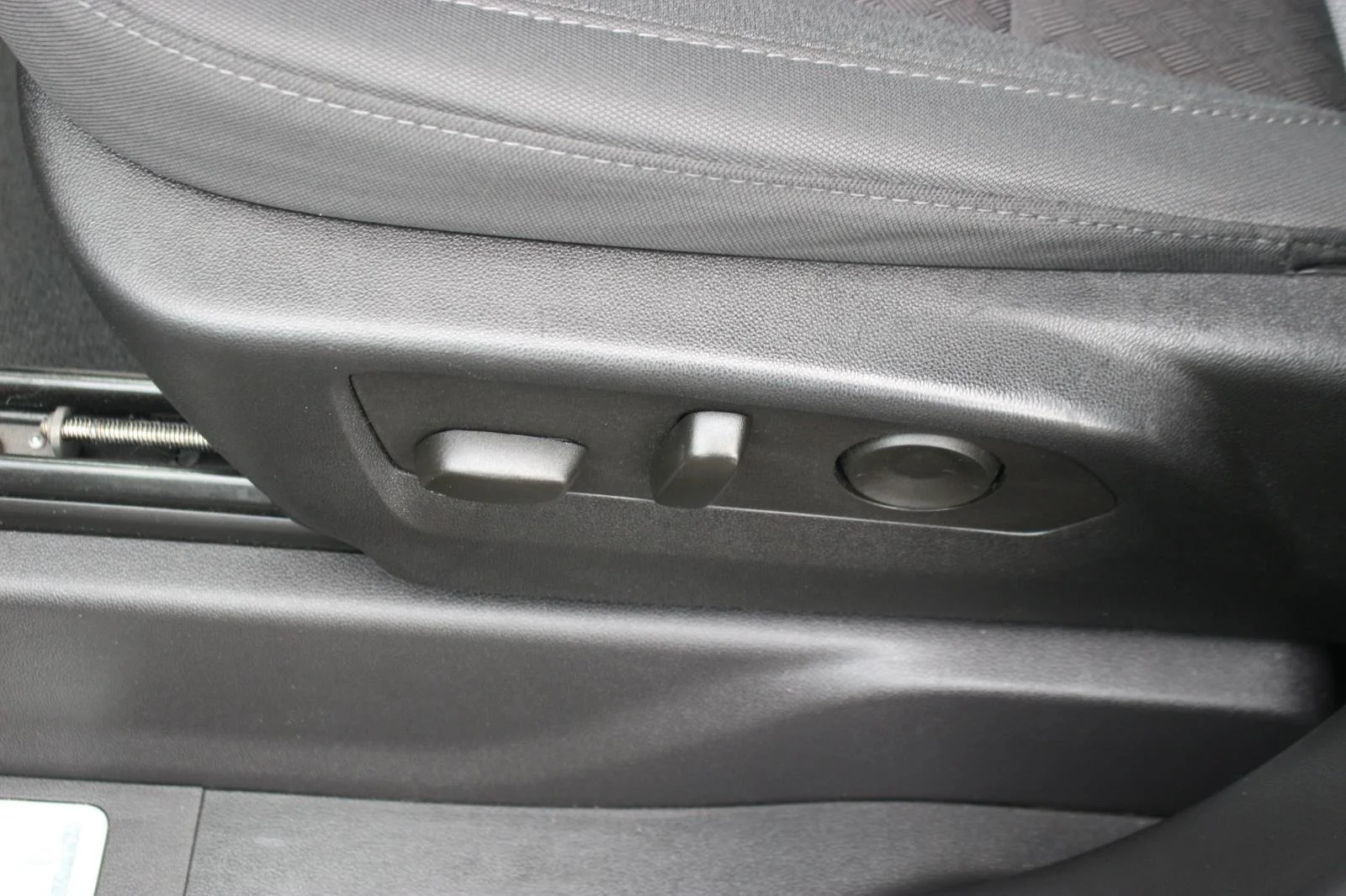 Used 2025 Black Chevrolet LT image 18